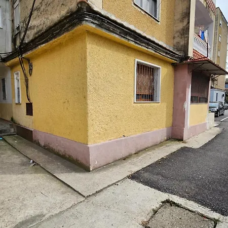 Apartament Ilyrian
